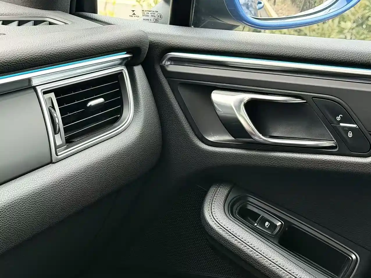 Porsche Macan 2016 Macan 2.0T фото 10