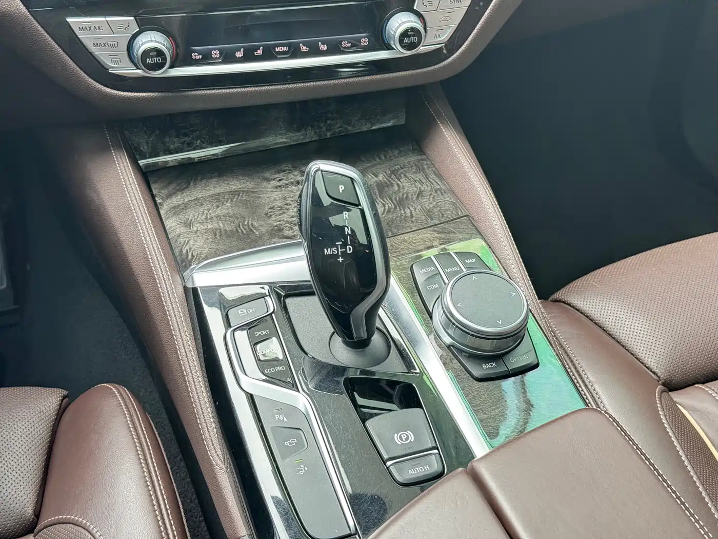 BMW 6 Series GT 2020 630i M Sport Grand Tourer фото 15