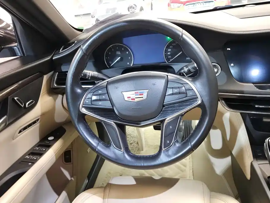 Cadillac CT6 2020 2021 28T Fashion