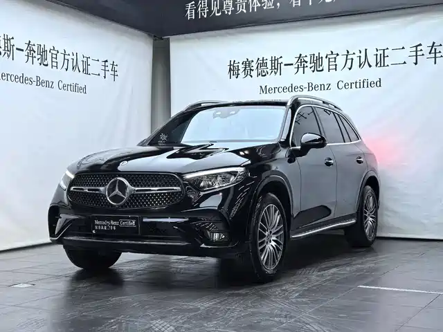 MERCEDES-BENZ GLC