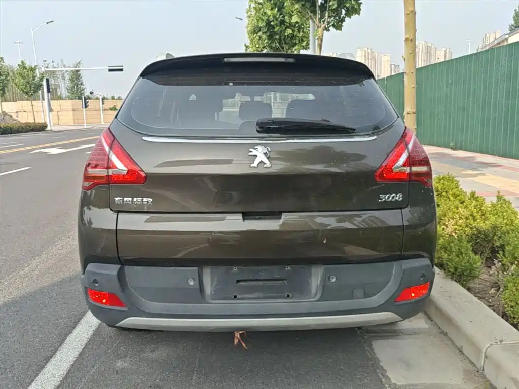 Peugeot 3008 2015 2.0L Automatic Trend Edition фото 6