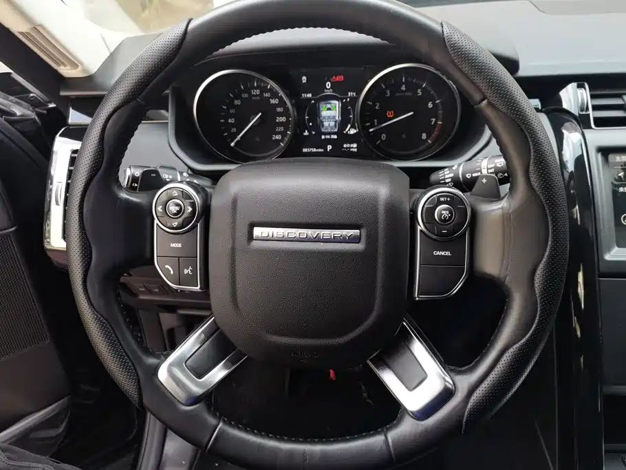 Фото 15 - Land Rover Discovery