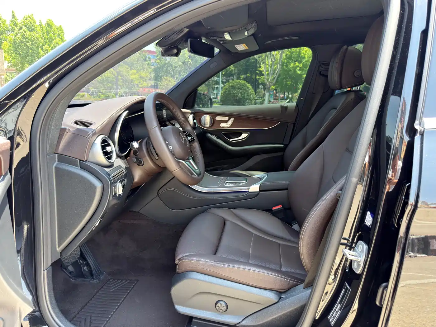 Mercedes-Benz GLC 2021 GLC 300 L 4MATIC Sporty фото 4