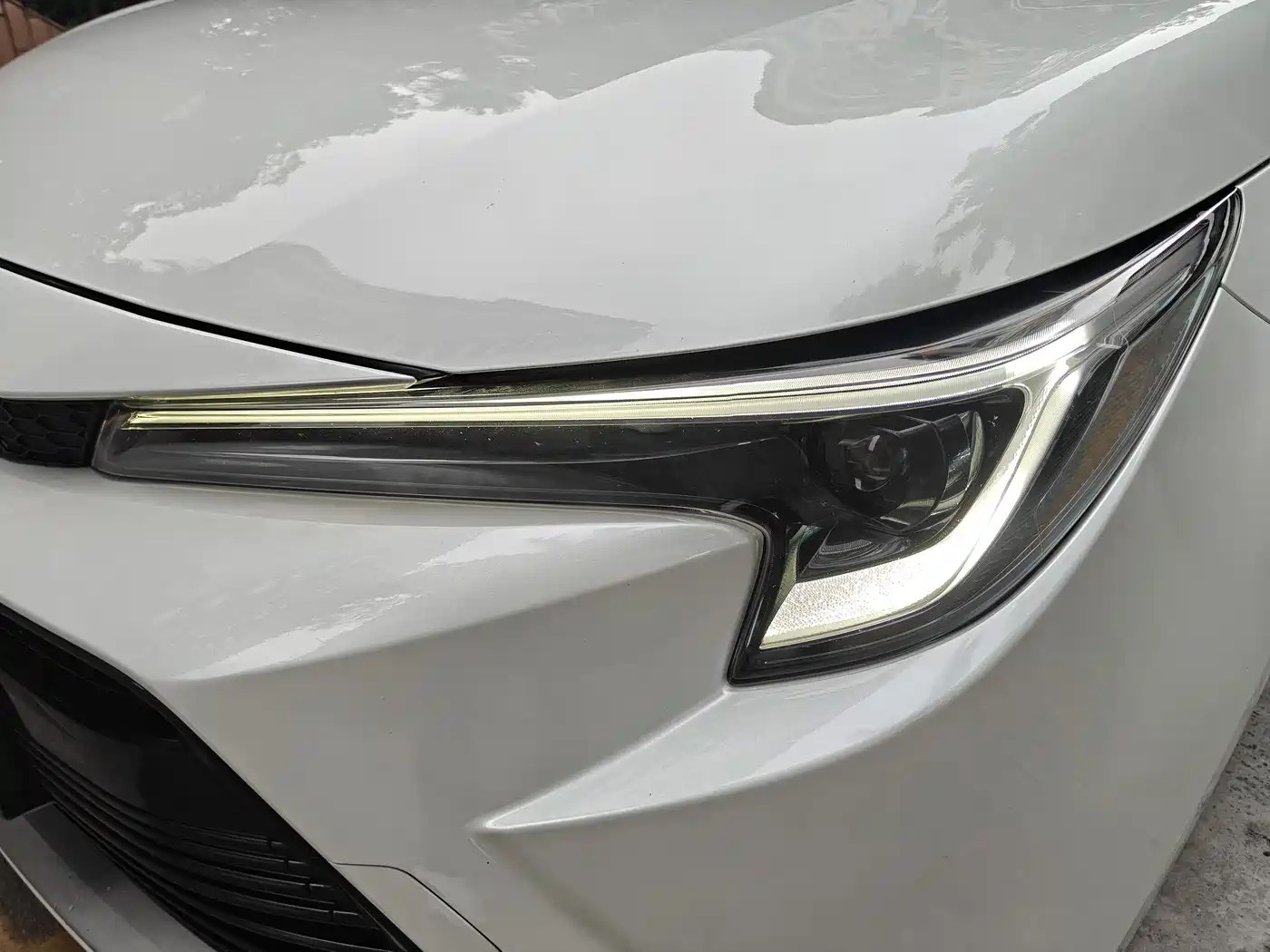 Toyota Levin 2023 Smart Hybrid 1.8L Luxury фото 36