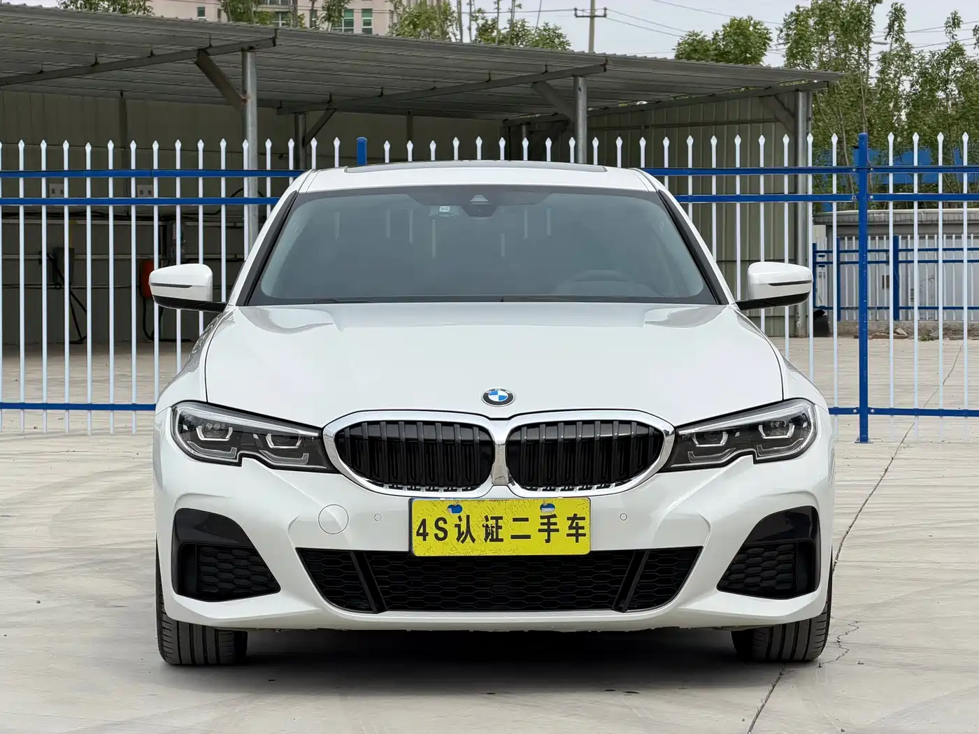 BMW 3 Series 2022 325Li M Sport Package фото 3