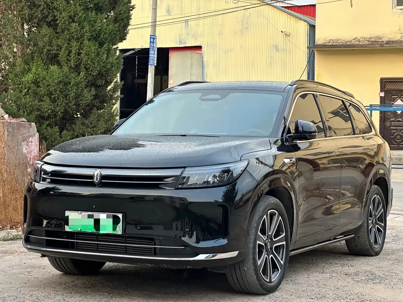 AITO Wenjie AITO M7