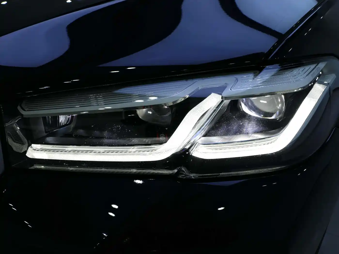 BMW 5 SERIES NEW ENERGY