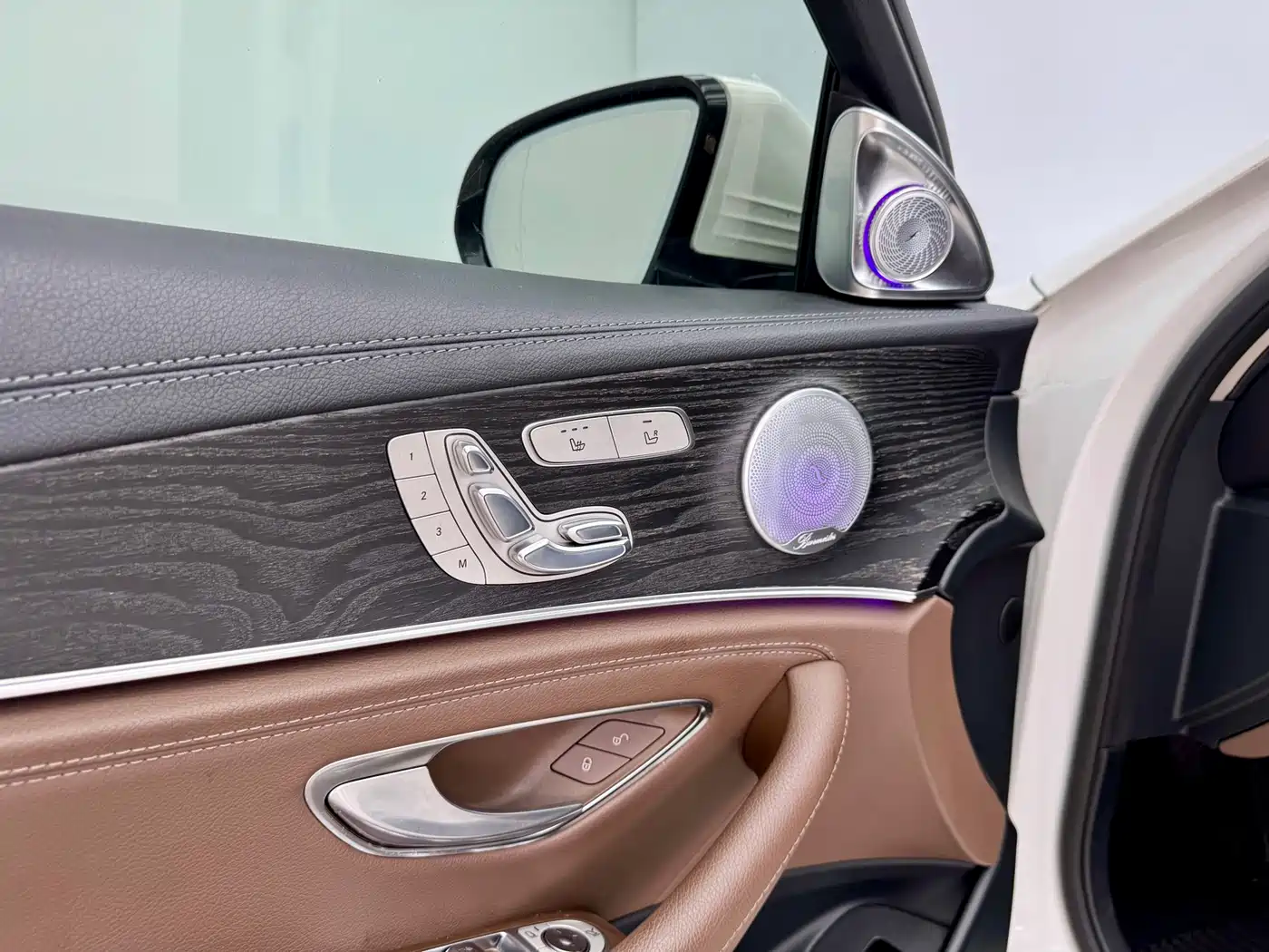 Mercedes-Benz E-Class 2017 E 300 L Sport Luxury фото 9