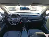Photo 10 - Honda Crider
