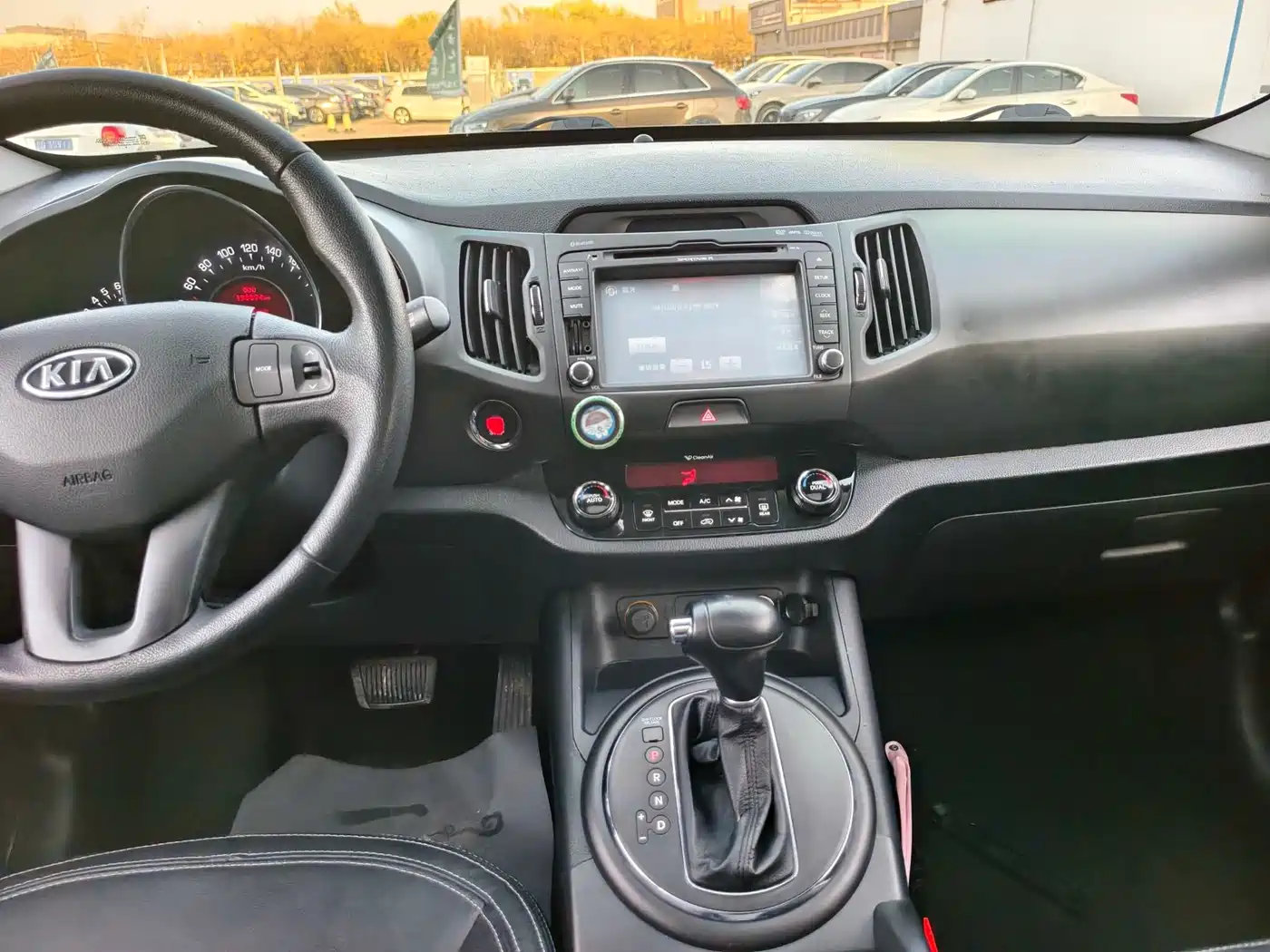 Kia Sportage 2012 2.0L Automatic 2WD NAVI Edition фото 13