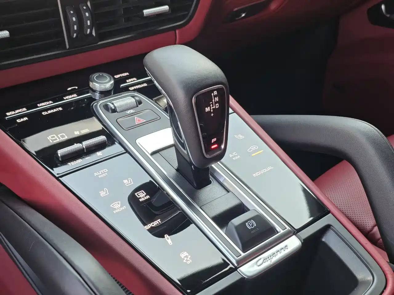 Porsche Cayenne 2019 Cayenne 3.0T фото 9