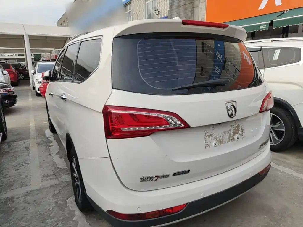 Фото 5 - Baojun 730