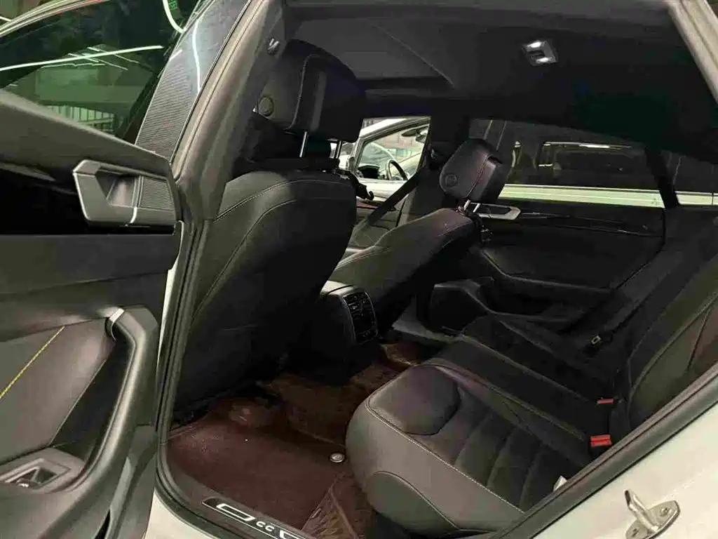 Volkswagen FAW-Volkswagen CC 2021 380TSI Eye-catching Edition фото 3
