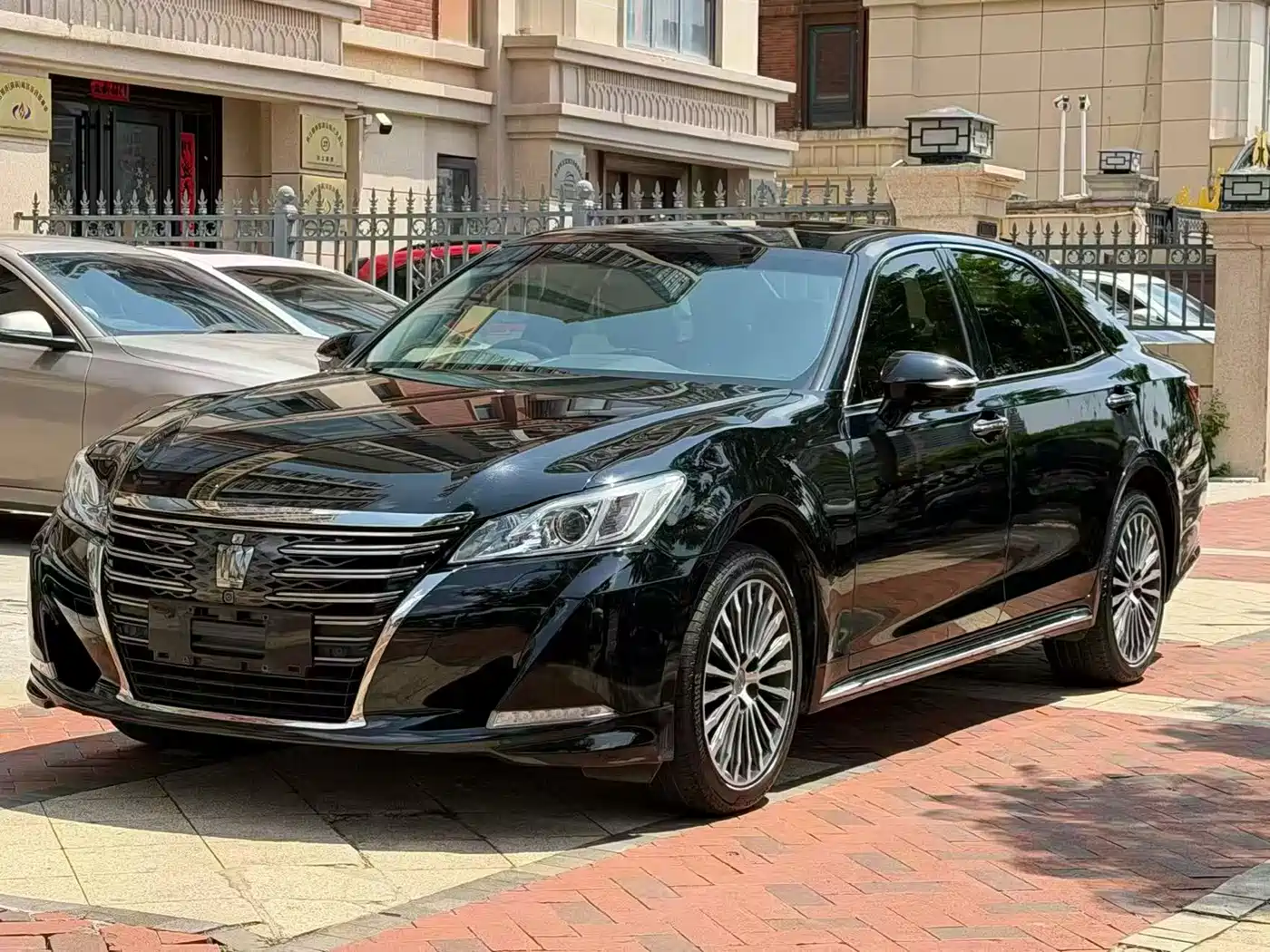 Toyota Crown 2018 2.0T Sport Edition