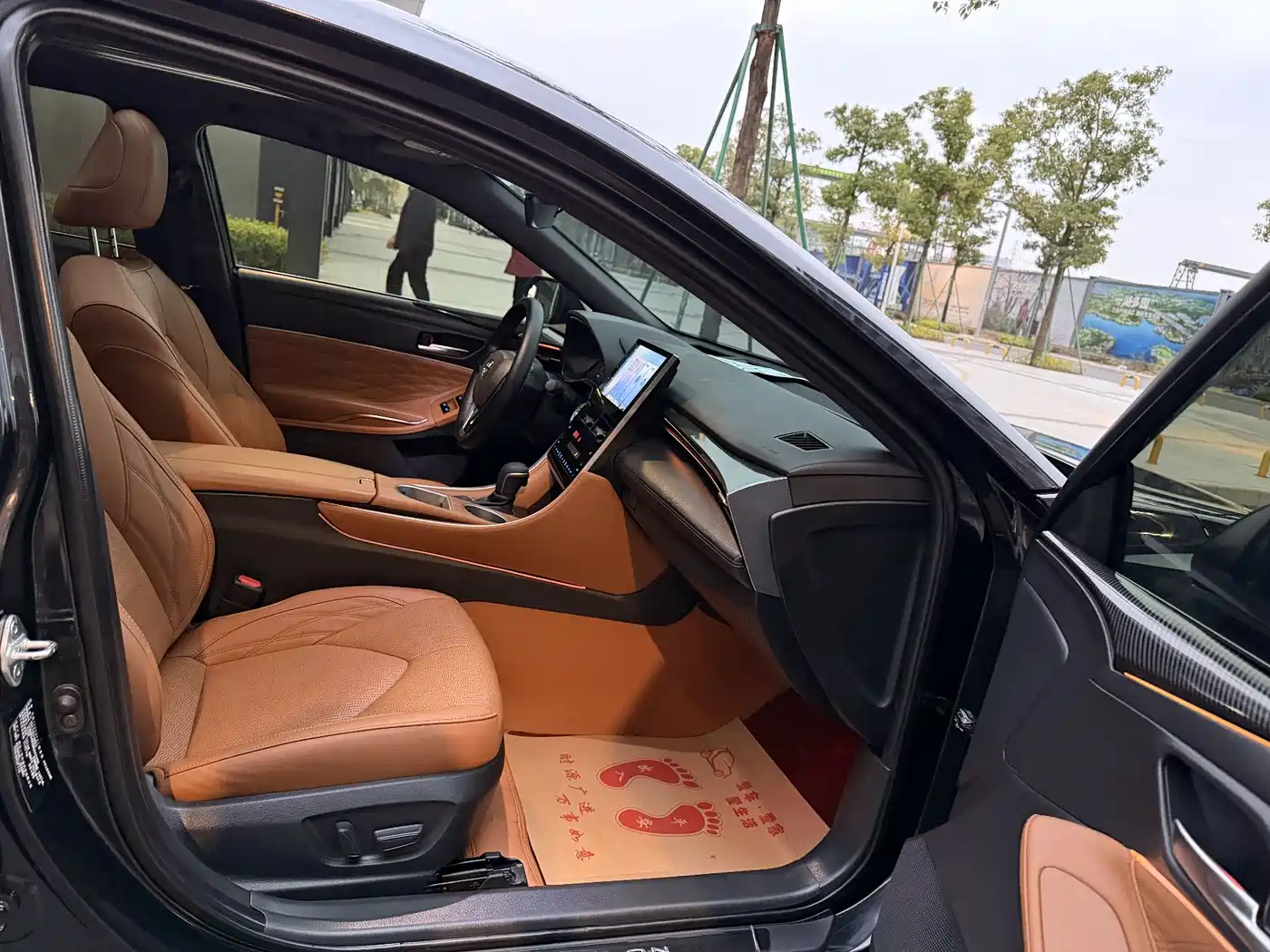Toyota Avalon 2022 Hybrid 2.5L XLE Premium Edition фото 8