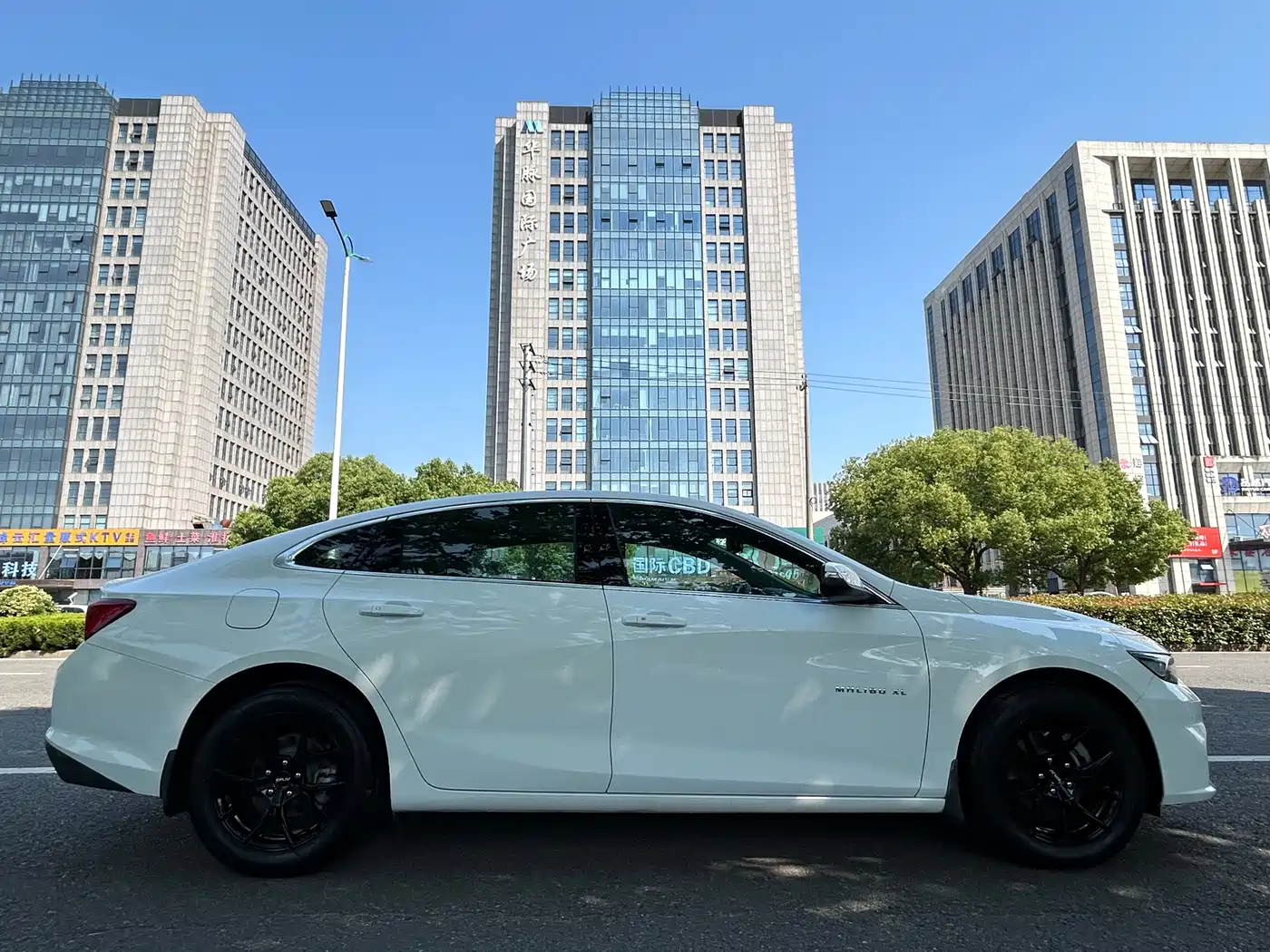 Chevrolet Malibu XL 2017 1.5T Auto Sport Edition фото 7