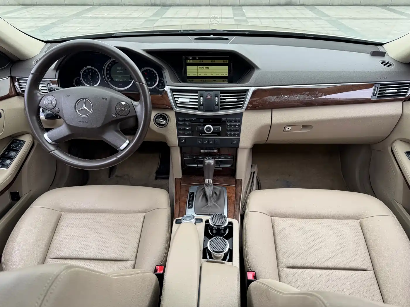 Mercedes-Benz E-Class 2011 E 200 L CGI Elegance фото 12
