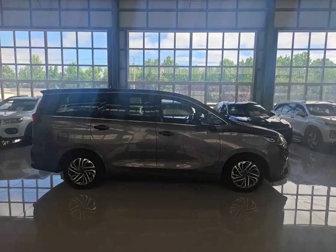 SAIC Maxus Maxus G50 2019 1.5T Automatic Luxury Edition China V фото 3