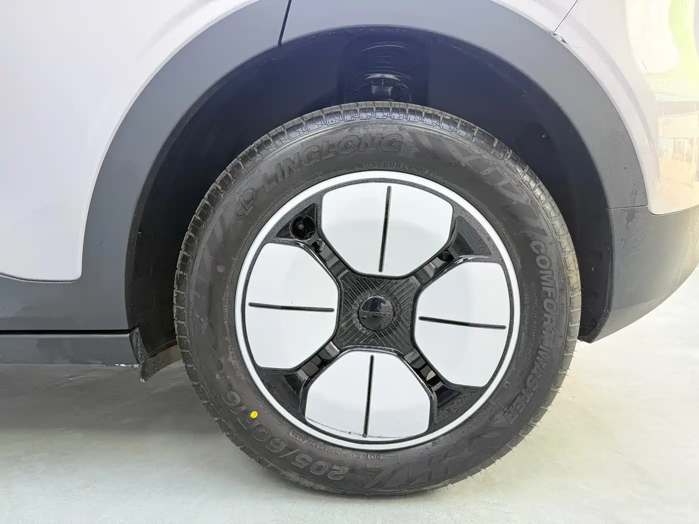 Geely Galaxy Starry Wish 2026 Edition 310km Youth Version фото 12