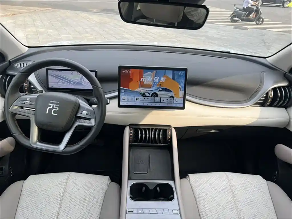 BYD Yuan PLUS 2025 Smart Drive 510KM Surpass Edition фото 24