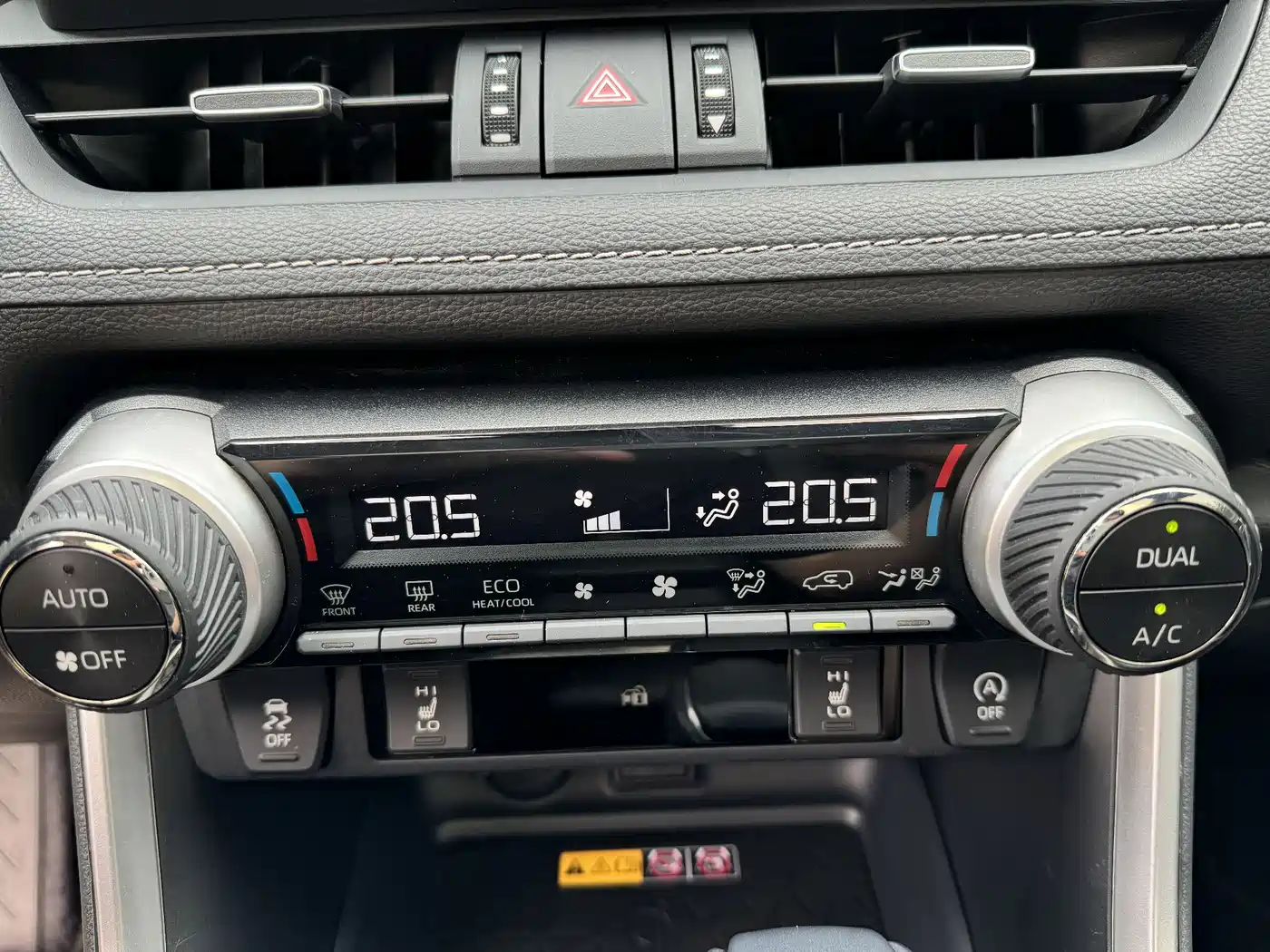 Toyota RAV4 Rongfang 2023 2.0L CVT FWD Style Plus Edition фото 24
