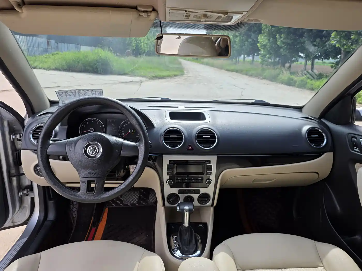 Volkswagen Lavida 2010 1.4TSI Sport Edition фото 12
