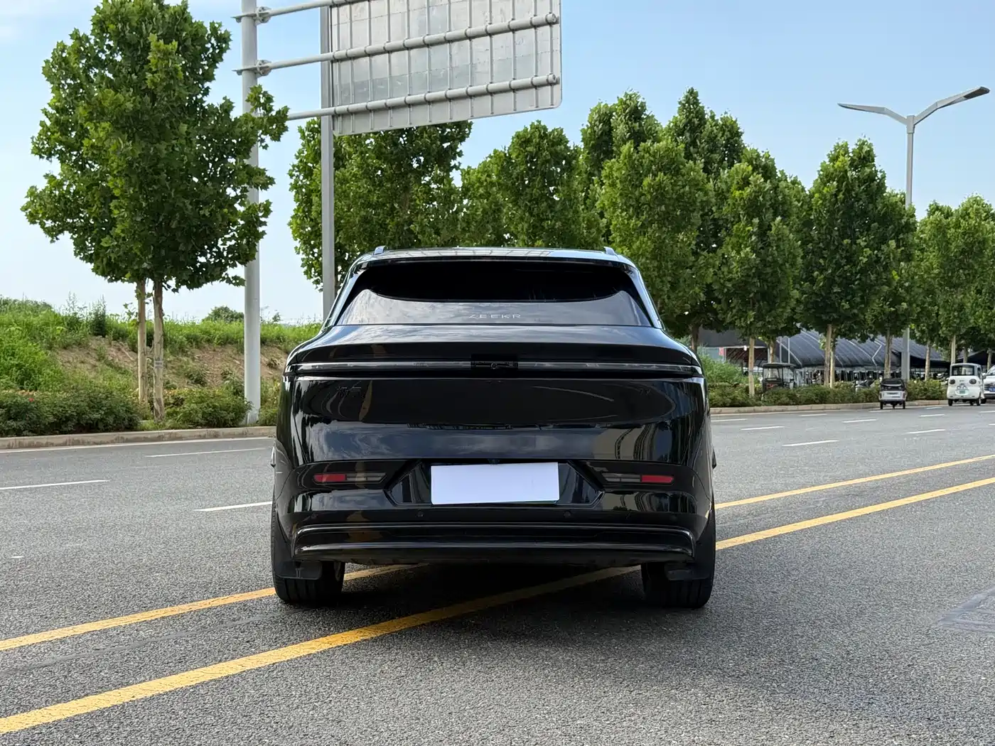 Zeekr 7X 2025 100kWh Long Range RWD Smart Driving Edition фото 8