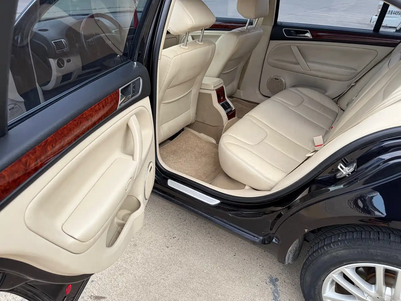 Volkswagen Passat Lingyu 2011 1.8T Manual Premium фото 6