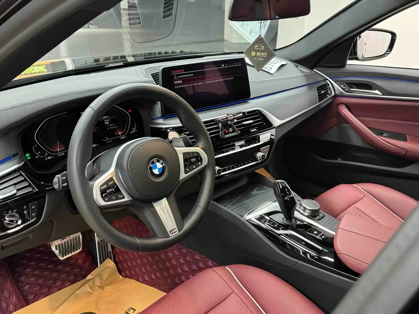 BMW 5 Series 2022 Facelift 530Li Leading M Sport Package фото 14