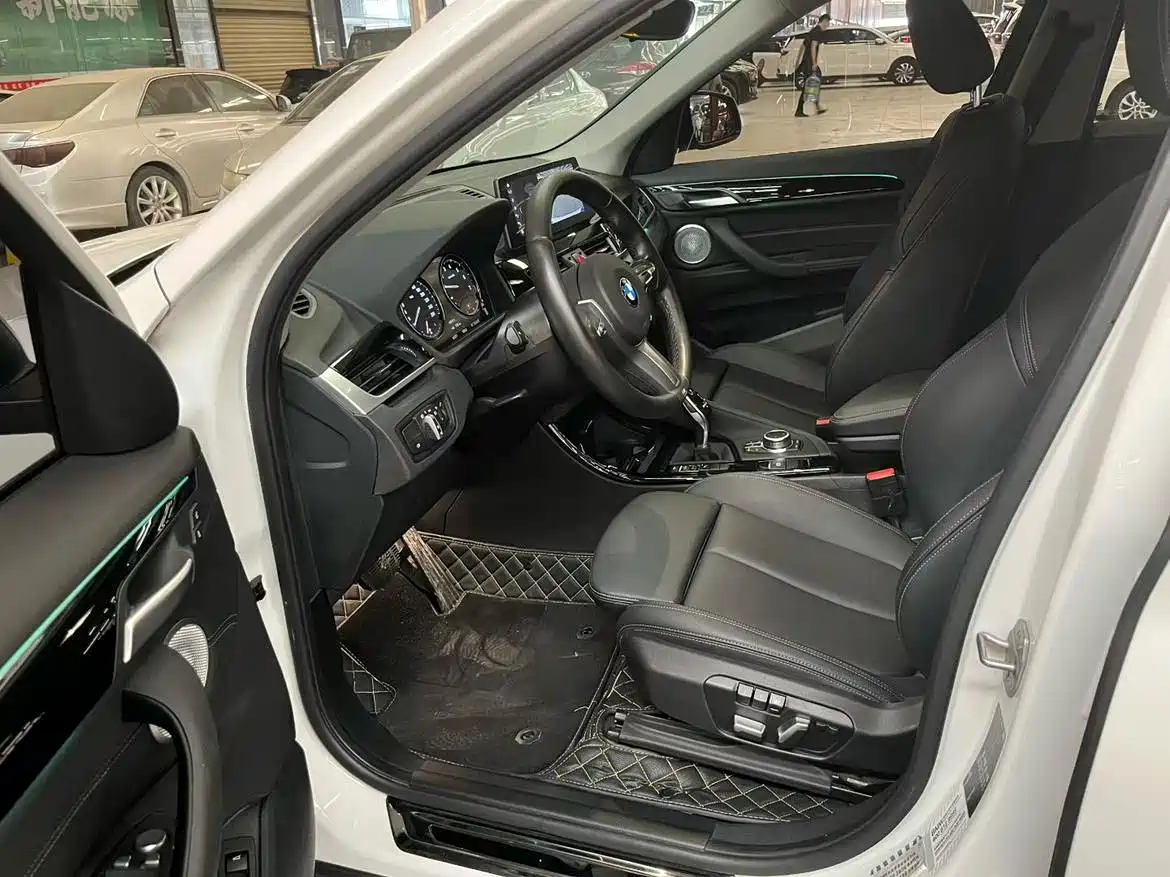BMW X1 2021 sDrive20Li Exclusive фото 4