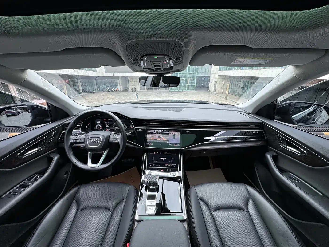 Audi Q8 2022 55 TFSI Luxury Dynamic фото 7
