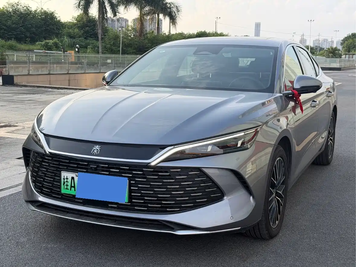 Фото 1 - BYD Qin L