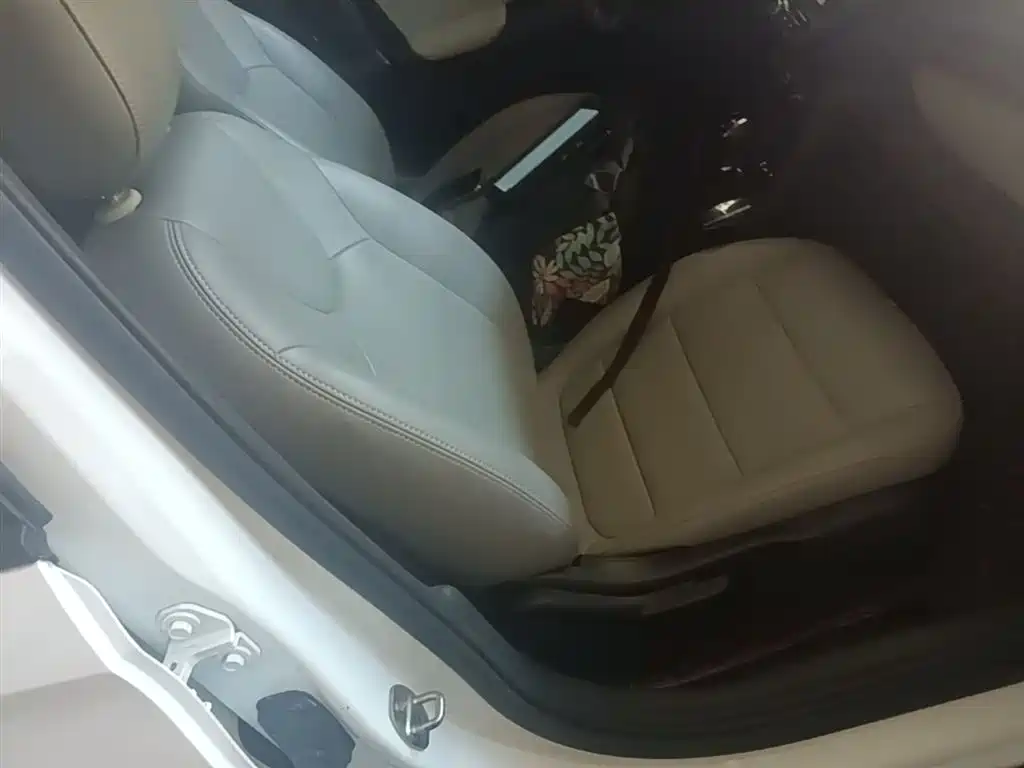 Buick Excelle 2018 15N CVT Elite фото 25