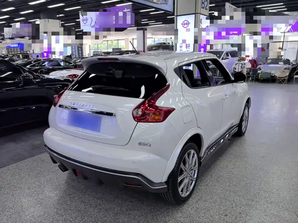 Infiniti ESQ 2019 2014 1.6L Free Edition