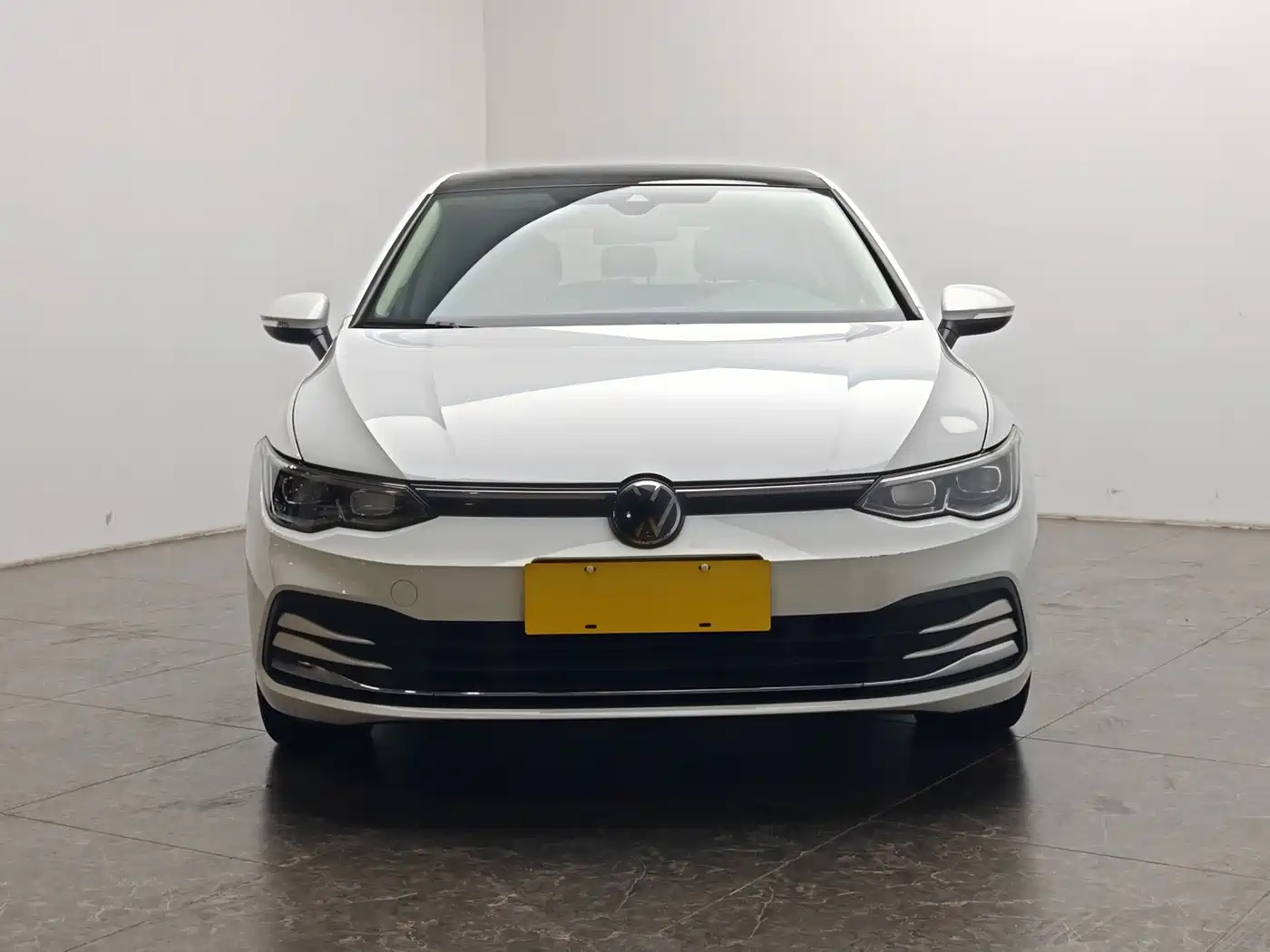 Фото 5 - Volkswagen Golf