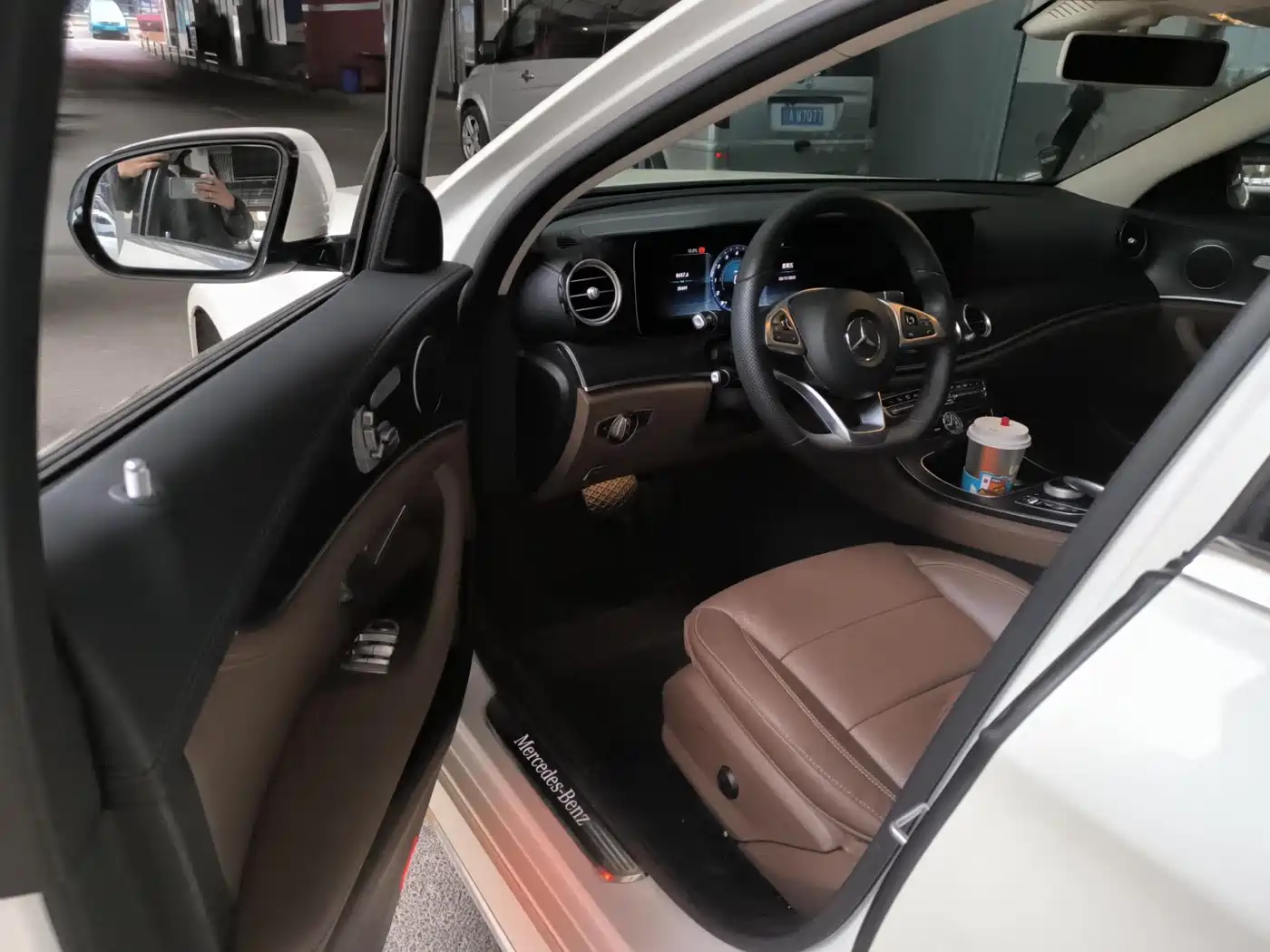 Mercedes-Benz E-Class 2018 Facelift E 300 L Sport Fashion фото 5