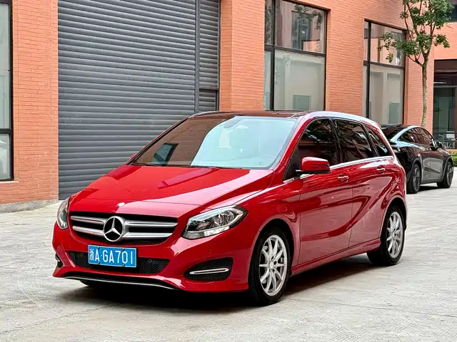  Mercedes-Benz Mercedes-Benz B-Class 2016 B 200 Collector's Edition