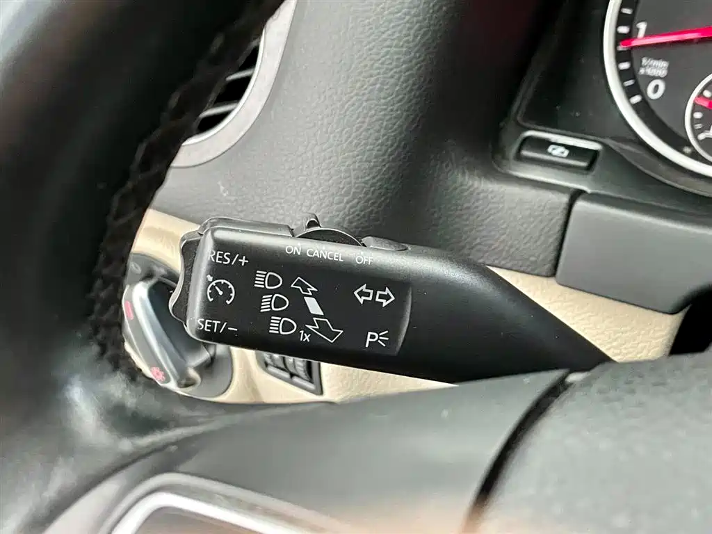 Volkswagen Tiguan 2012 1.8TSI Automatic 2WD Elite Edition фото 15