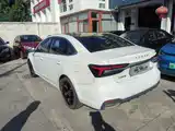 Фото 5 - Roewe i6 MAX EV