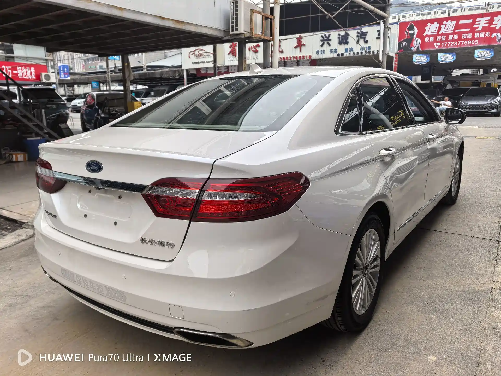 Фото 4 - Ford Taurus