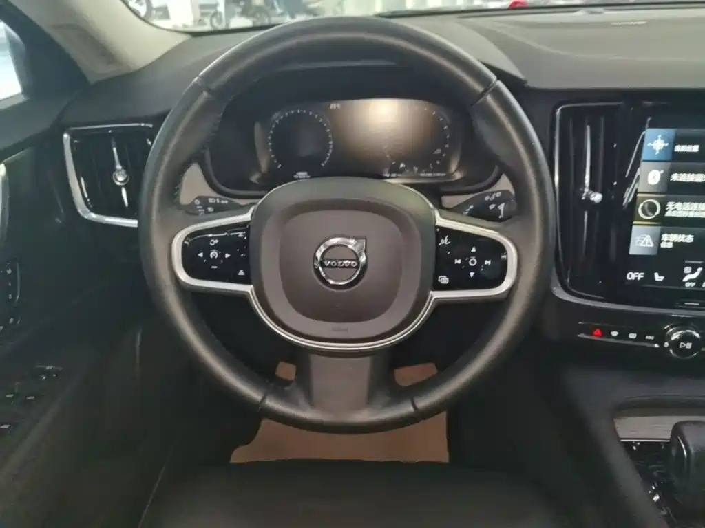 Volvo V90 2021 2021 Model Cross Country B5 AWD Smart Edition