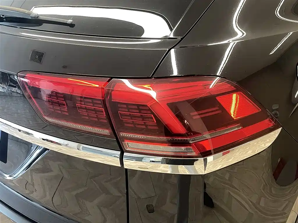 Volkswagen Teramont 2020 Teramont X Facelift 330TSI 2WD Premium Luxury фото 10