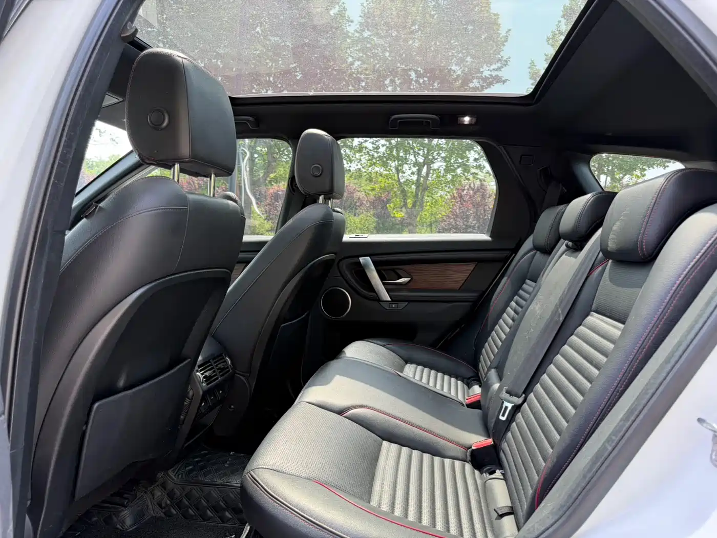 Land Rover Discovery Sport 2020 249PS R-Dynamic Performance фото 7