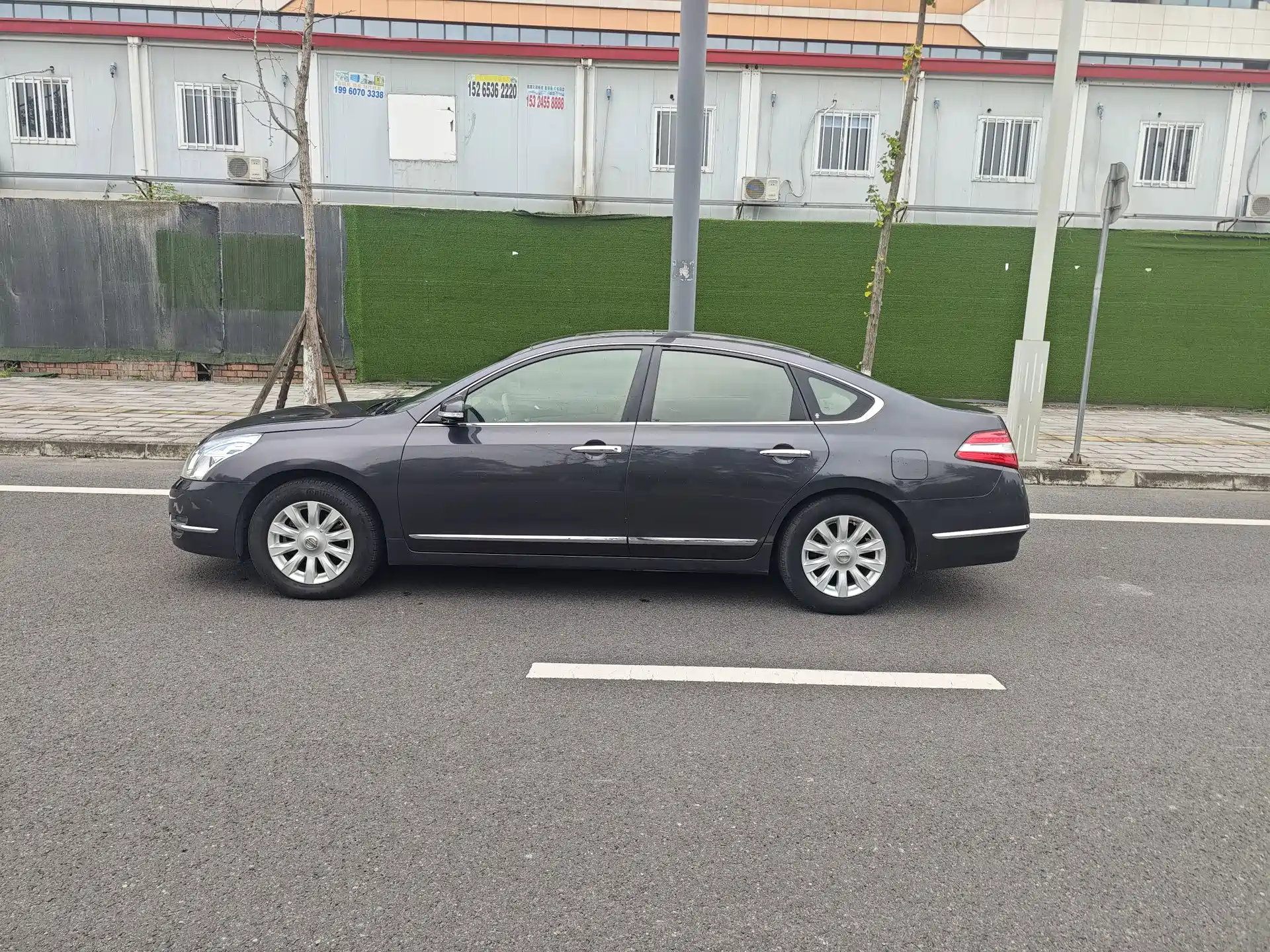 Photo 3 - Nissan Teana