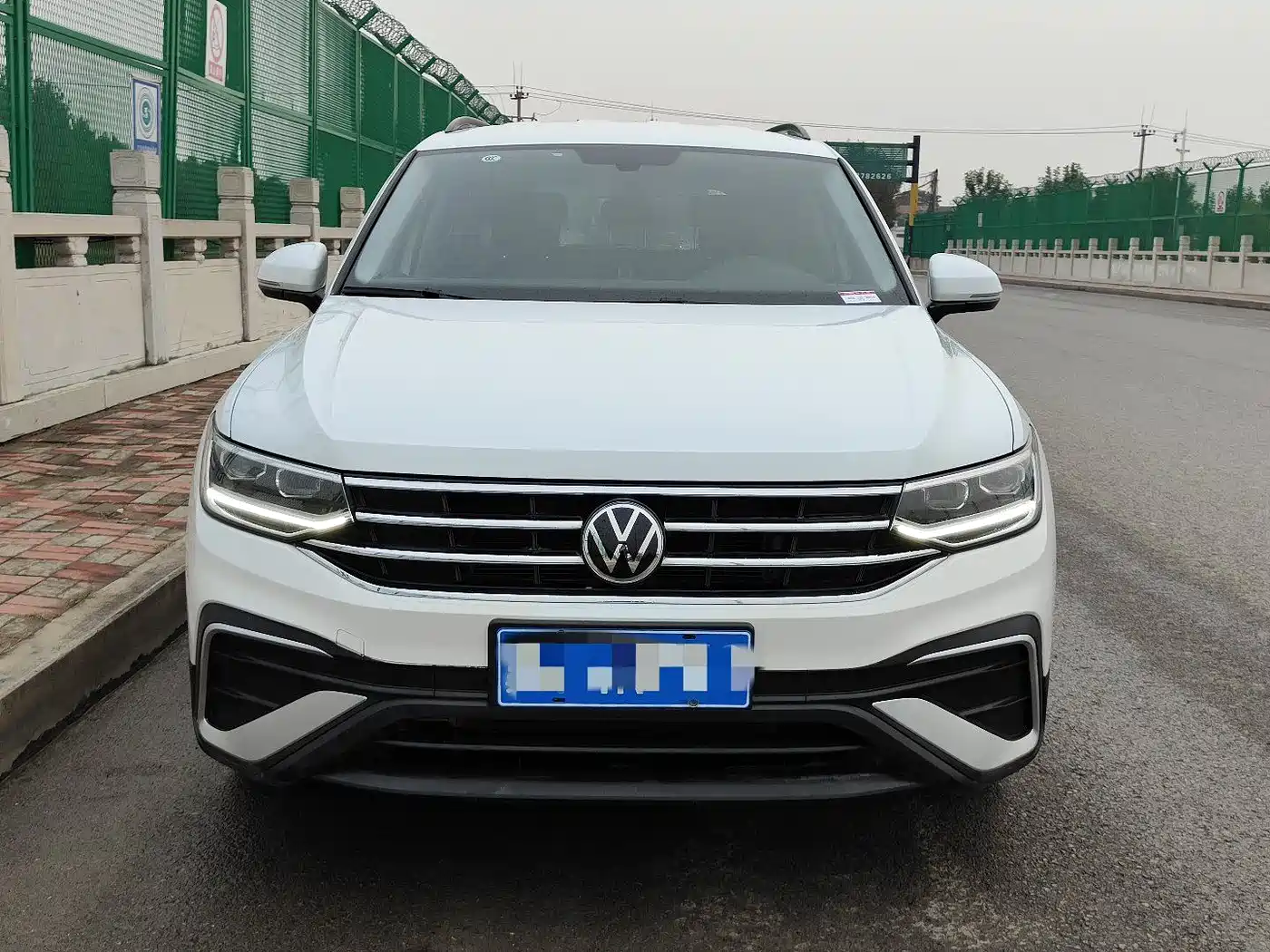 Volkswagen Tiguan L 2022 330TSI Automatic 2WD Comfort Edition фото 2
