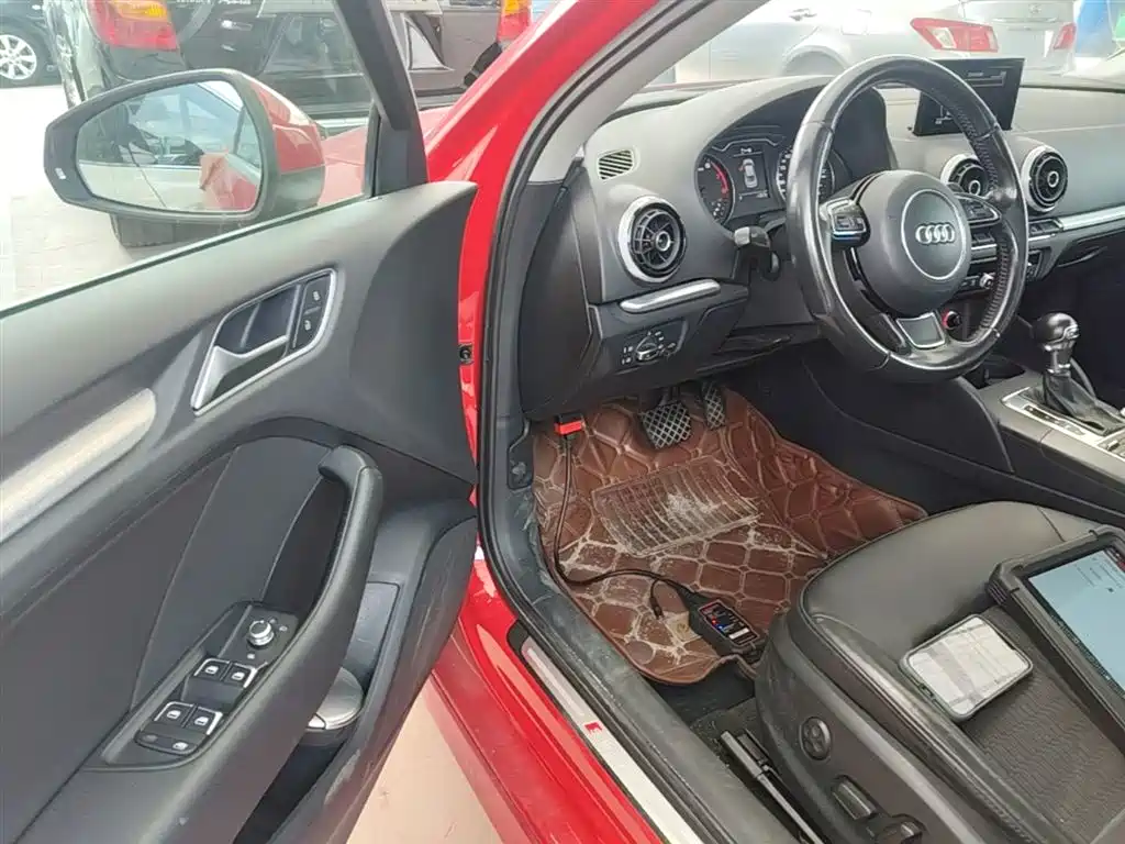 Audi A3 (Import) 2014 Limousine 40 TFSI S line Comfort фото 15