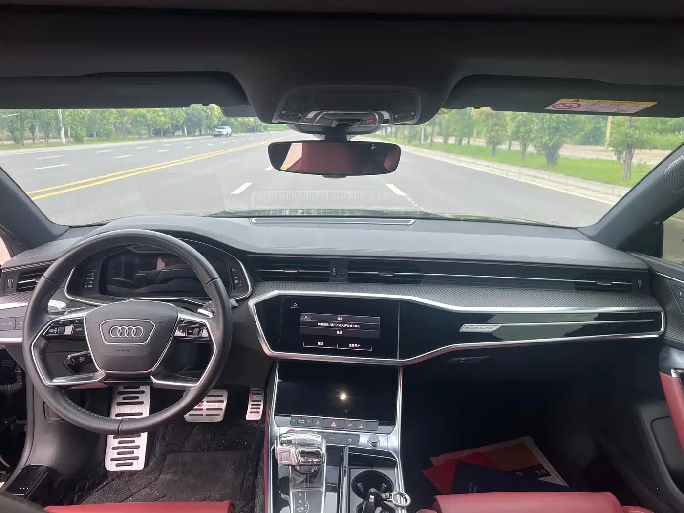 Audi A7L 2024 55 TFSI quattro S-line Black Warrior Edition фото 11
