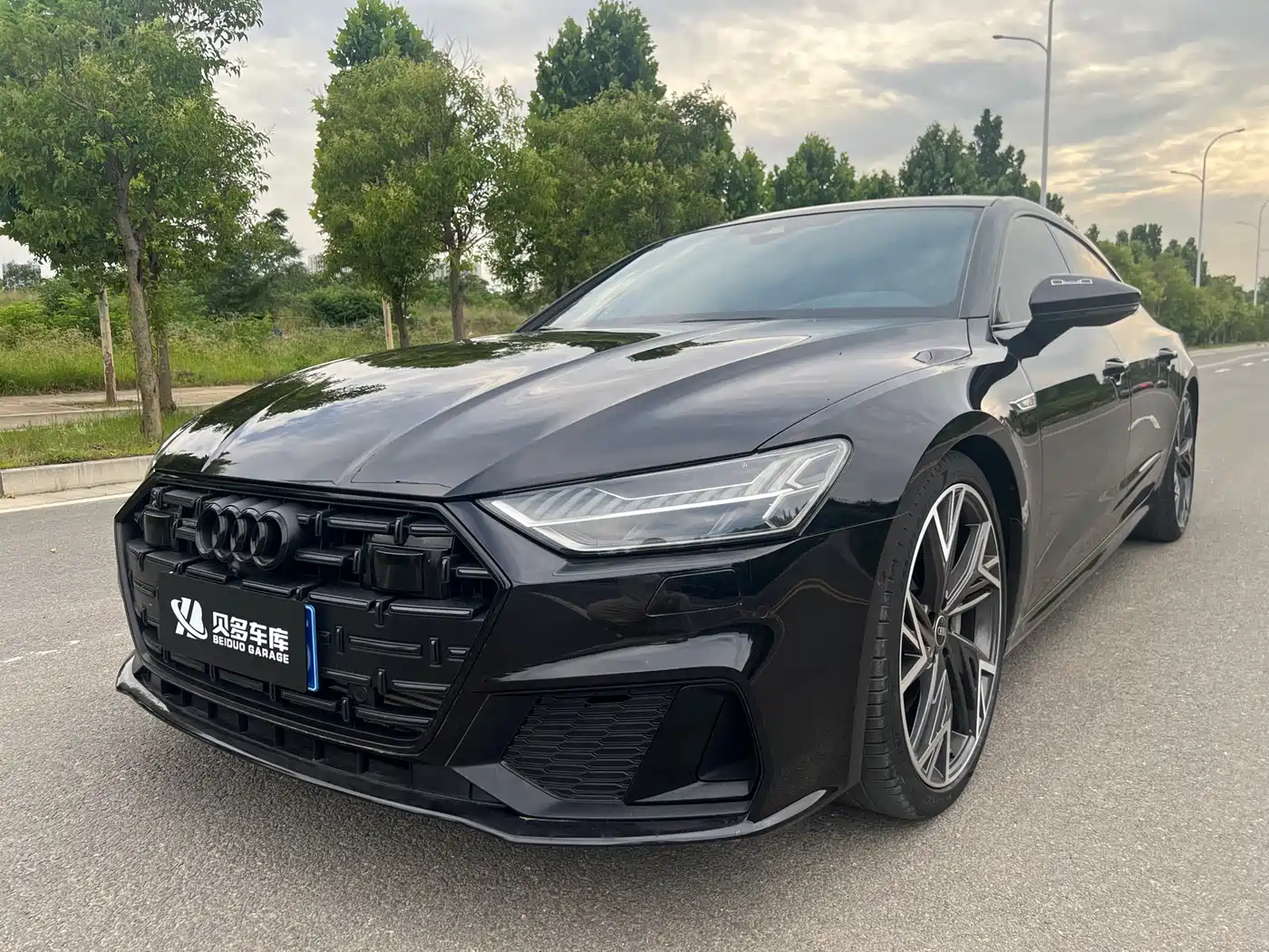 Audi A7L 2024 55 TFSI quattro S-line Black Warrior Edition фото 7