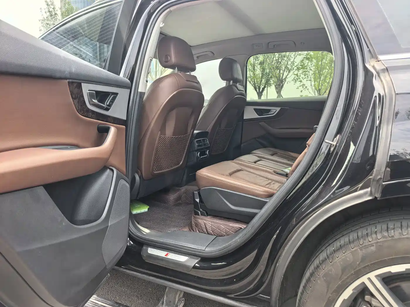 Фото 7 - Audi Q7