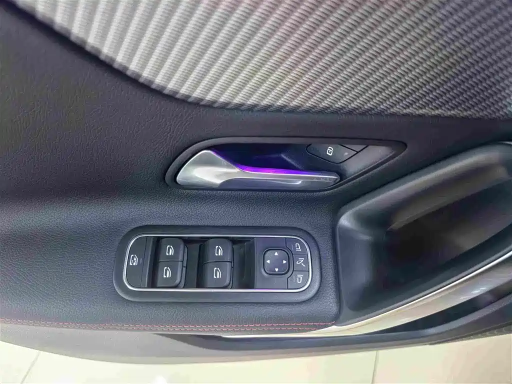 Mercedes-Benz A-Class 2025 2025 A 200 L Fashion Edition